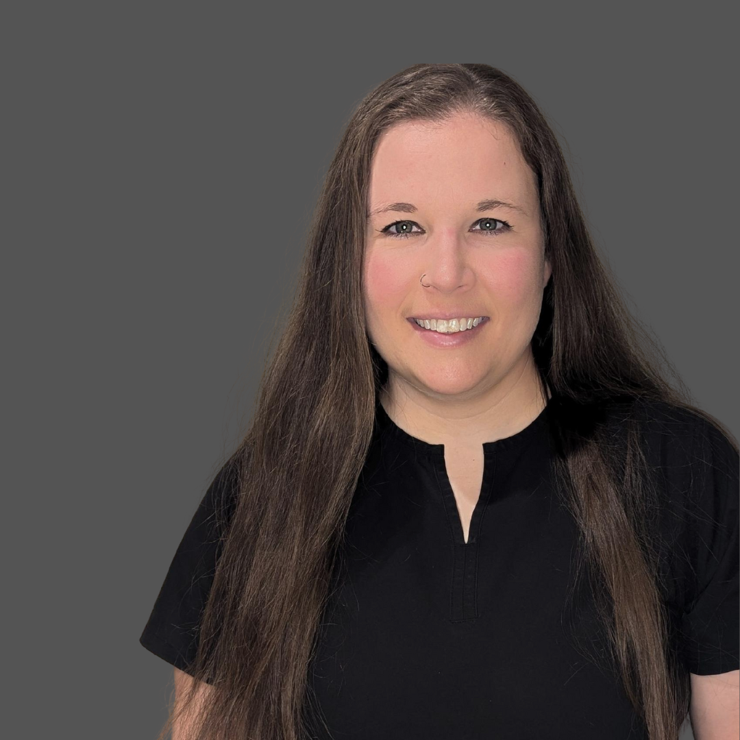 Kristen – LVMT, Integrative Technician and Surgery Team Member